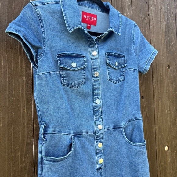 Guess Denim Jumpsuit Short Sleeve Button Front Size S Stretchy - Picture 2 of 8